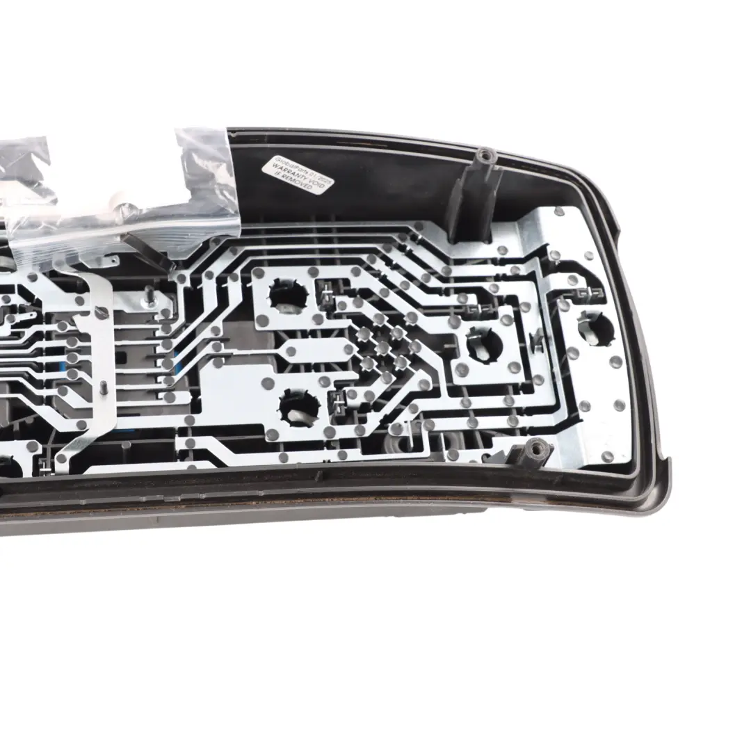 Mercedes W906 Luz Trasera Izquierda Portalámparas - SKU A9068200464-1 - Número de pieza A9068200464