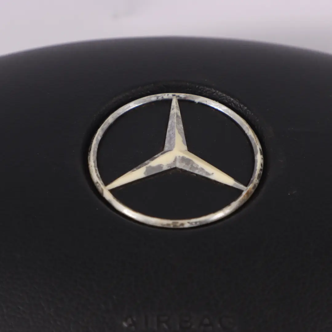 Modulo aria per volante nero per Mercedes Sprinter W906 con numero di parte A9068602002 Mercedes Sprinter W906 Modulo aria per volante nero - SKU A9068602002-1 - Numero di parte A9068602002