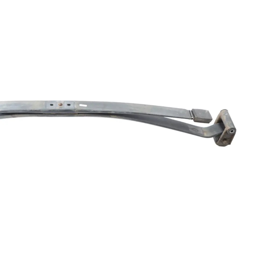 Mercedes W907 Suspensión Trasera Leaf Spring Doble Soporte Eje Rod Mount - SKU A9073200200 - Número de pieza A9073200200