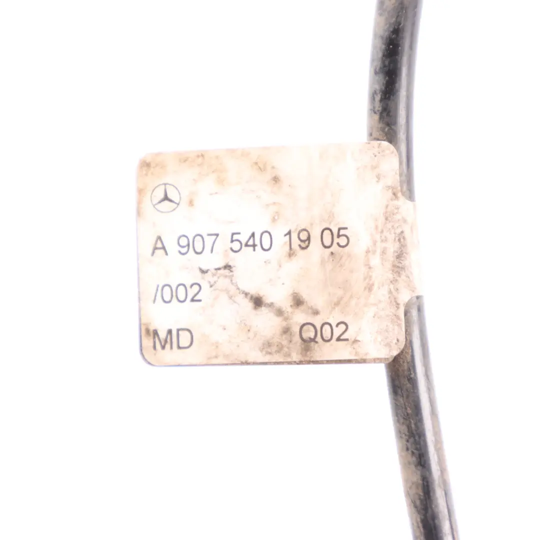 W907 Rueda Freno ABS Sensor Velocidad Delantero Izquierdo para Mercedes con número de pieza A9075401905 Mercedes W907 Rueda Freno ABS Sensor Velocidad Delantero Izquierdo - SKU A9075401905 - Número de pieza A9075401905