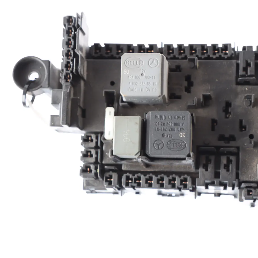 Fuse Box Mercedes Sprinter W907 W910 Relay Box Fuse Box Module to with Part number A9075450100 Fuse Box Mercedes Sprinter W907 W910 Relay Box Fuse Box Module - SKU A9075450100-1 - Part number A9075450100
