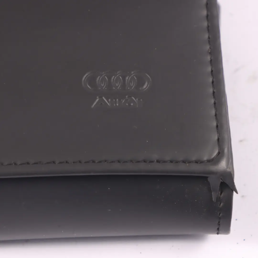 Audi Pokrowiec Etui Książki Serwisowej Futerał Torba Uniwersalny - SKU AUDI-ORGANIZER-BOOK-1 - Numer Części AUDI-ORGANIZER-BOOK