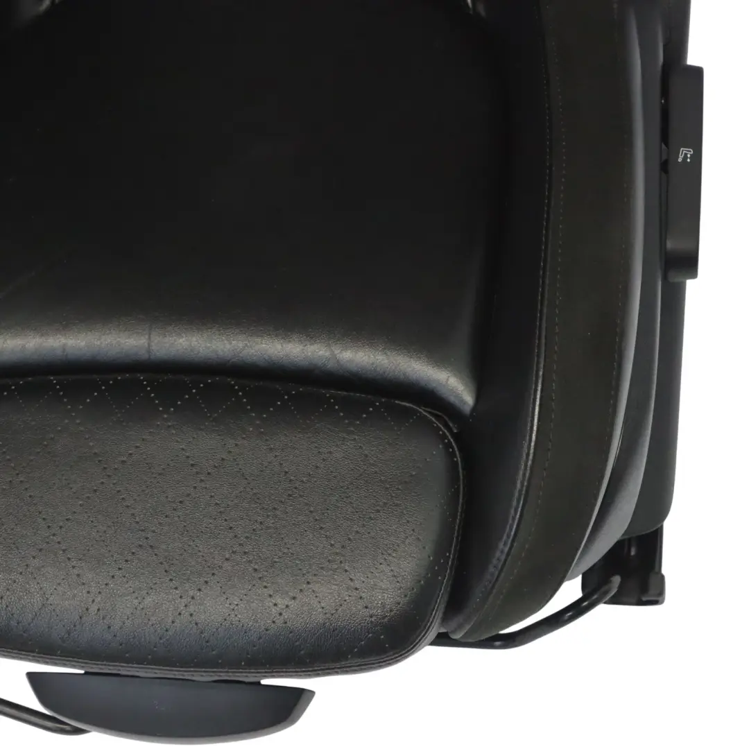 Mini F56 Komplet Foteli Skórzanych Cross Punch Carbon Czarne Grzane - SKU F56-SPORT-CARBONBLACK-LEATHER-SEATS - Numer Części F56-SPORT-CARBONBLACK-LEATHER