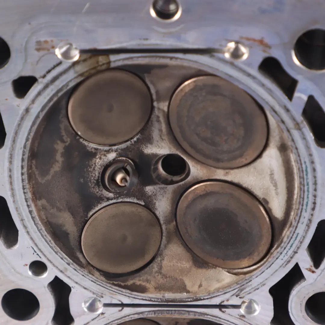 A45 AMG M133 Benzin Zylinderkopf für Mercedes W176 mit Teilenummer A1330107700 Mercedes W176 A45 AMG M133 Benzin Zylinderkopf - SKU R1330160900 - Teilenummer A1330107700