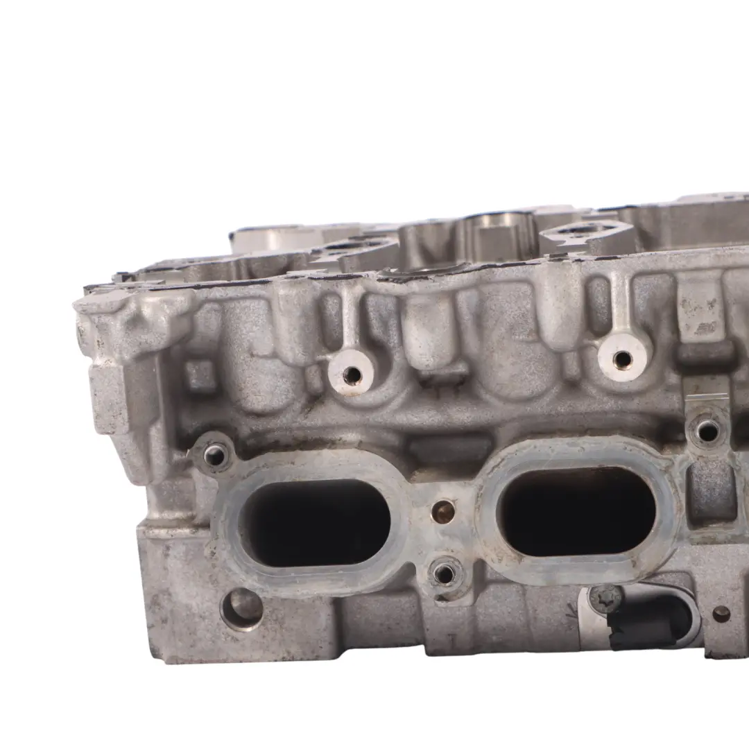 A45 AMG M133 Benzin Zylinderkopf für Mercedes W176 mit Teilenummer A1330107700 Mercedes W176 A45 AMG M133 Benzin Zylinderkopf - SKU R1330160900 - Teilenummer A1330107700