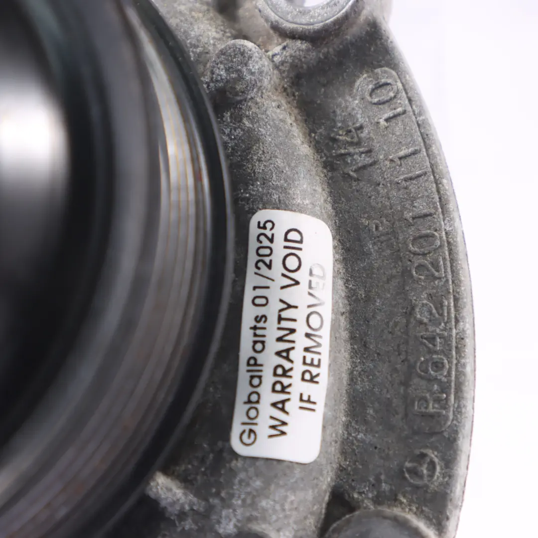 Mercedes W207 OM642 Motor Diesel Bomba Auxiliar de Agua Refrigeración R642201110 - SKU R6422011110 - Número de pieza R6422011110
