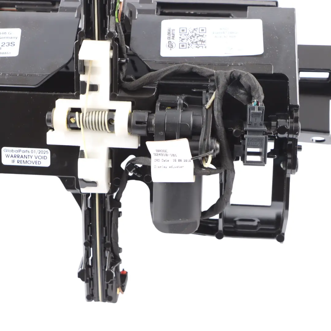 Display Dashboard SatNav Multimedia Infortaiment Screen to Audi A7 S7 4G with Part number 4G8857346G Audi A7 S7 4G Display Dashboard SatNav Multimedia Infortaiment Screen - SKU RHD-4G8857346G - Part number 4G8857346G