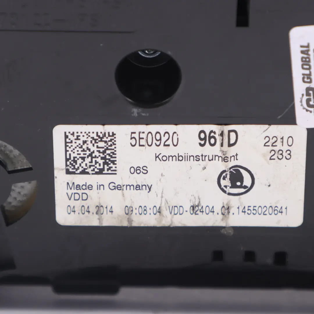 Instrument Cluster Speedometer Automatic Diesel to Skoda Octavia 5E with Part number 5E0920961D Skoda Octavia 5E Instrument Cluster Speedometer Automatic Diesel - SKU RHD-5E0920961D - Part number 5E0920961D