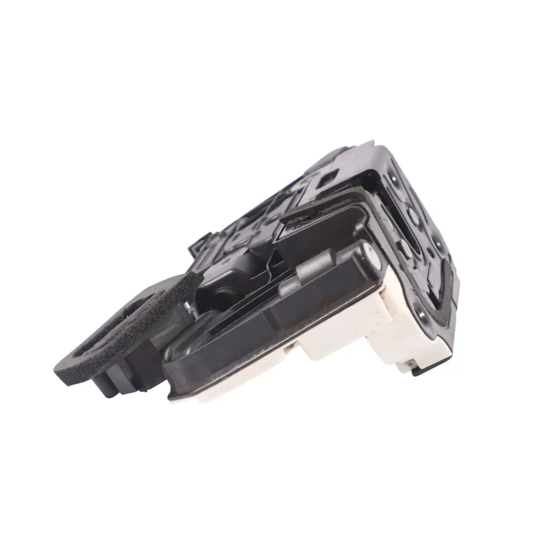 Door Lock Latch Front Left N/S to Skoda Octavia 5E Volkswagen Passat B8 with Part number 5E2837015 Skoda Octavia 5E Volkswagen Passat B8 Door Lock Latch Front Left N/S - SKU RHD-5E2837015 - Part number 5E2837015