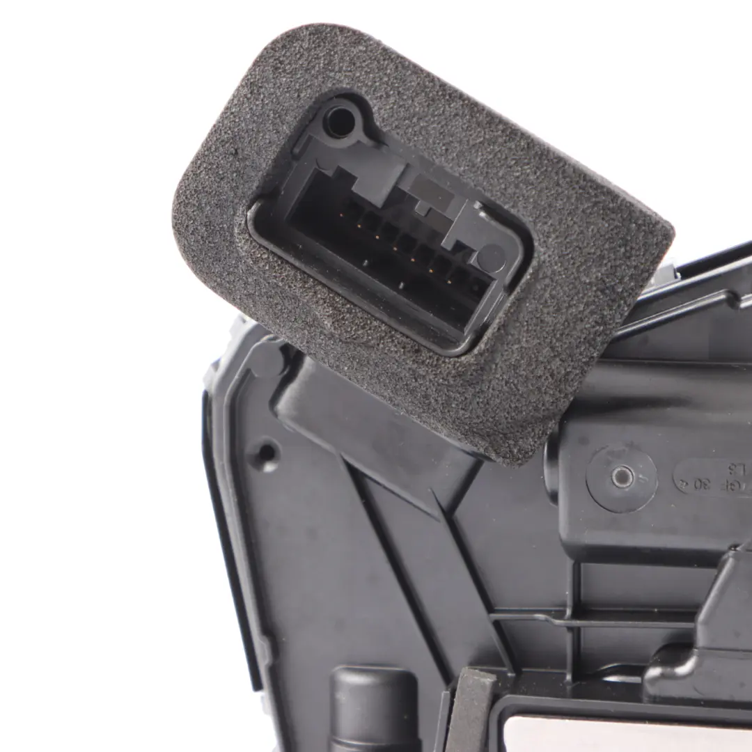 8Y Q3 F3 Front Left N/S Door Lock Mechanism Actuator to Audi S3 with Part number 5TC837015D Audi S3 8Y Q3 F3 Front Left N/S Door Lock Mechanism Actuator - SKU RHD-5TC837015D - Part number 5TC837015D