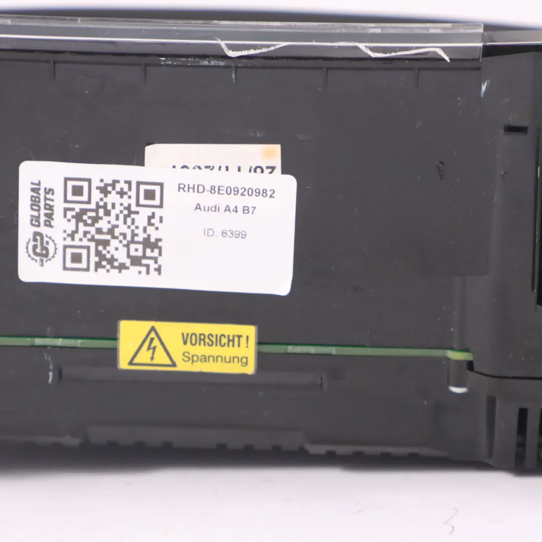 Instrument Cluster Speedometer Clocks Diesel Manual M to Audi A4 B7 with Part number 8E0920982 Audi A4 B7 Instrument Cluster Speedometer Clocks Diesel Manual M - SKU RHD-8E0920982 - Part number 8E0920982