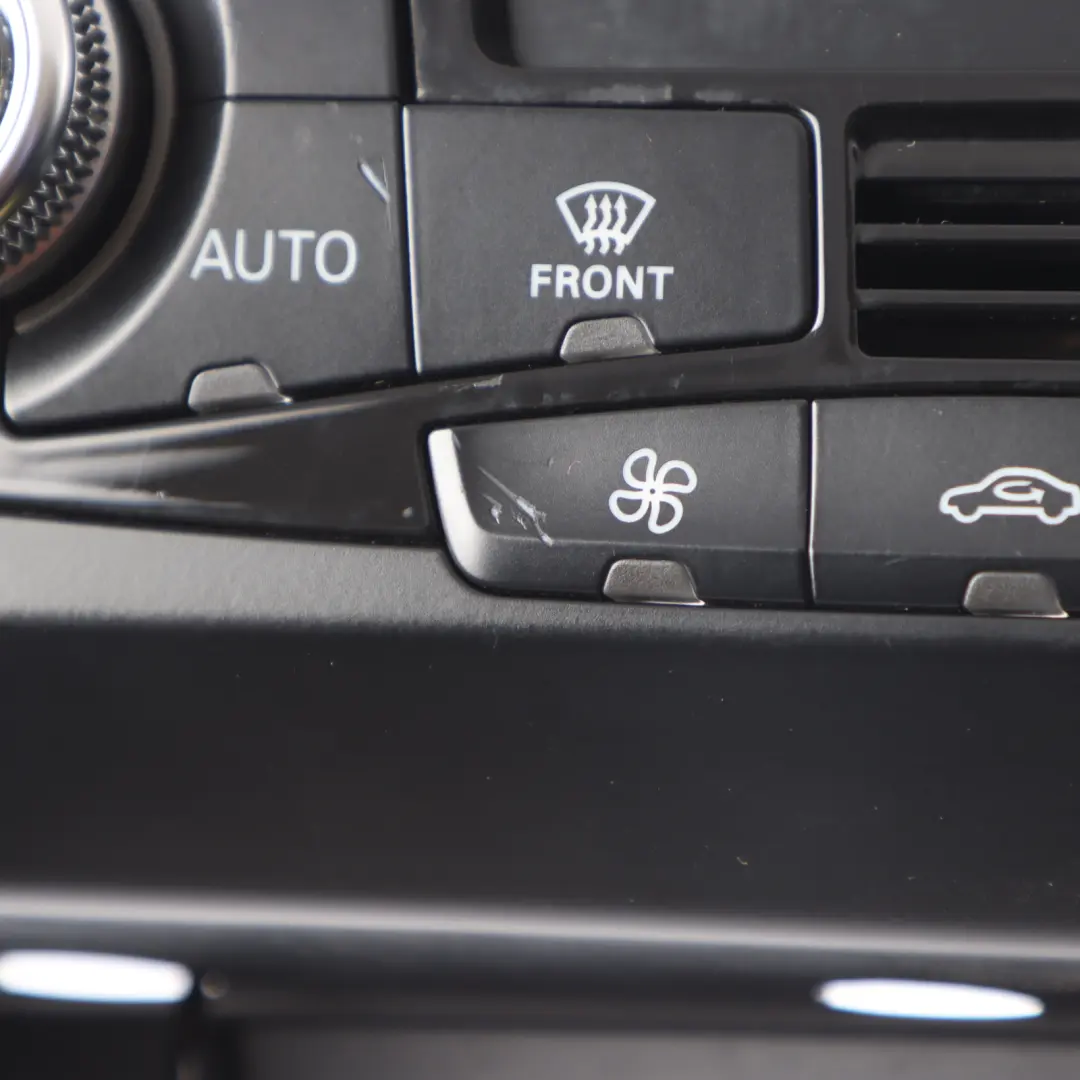 Conditioning Control Audi A4 B8 A5 8T Unit Panel Switch Heat Seat to Air with Part number 8K2820043N Air Conditioning Control Audi A4 B8 A5 8T Unit Panel Switch Heat Seat - SKU RHD-8K2820043N - Part number 8K2820043N