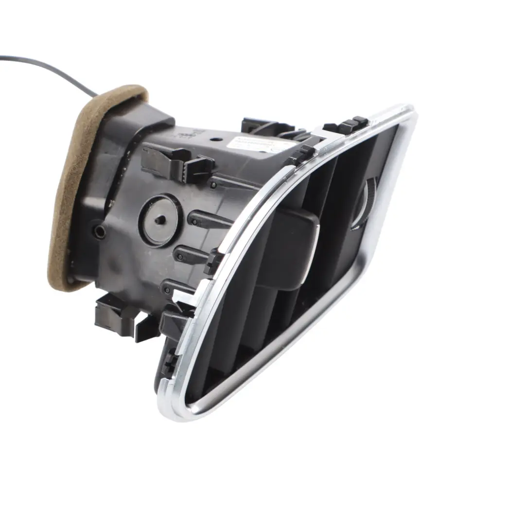 Front Dashboard Air Vent Nozzle Grille Right O/S to Audi A4 B8 with Part number 8T2820902 Audi A4 B8 Front Dashboard Air Vent Nozzle Grille Right O/S - SKU RHD-8T2820902 - Part number 8T2820902