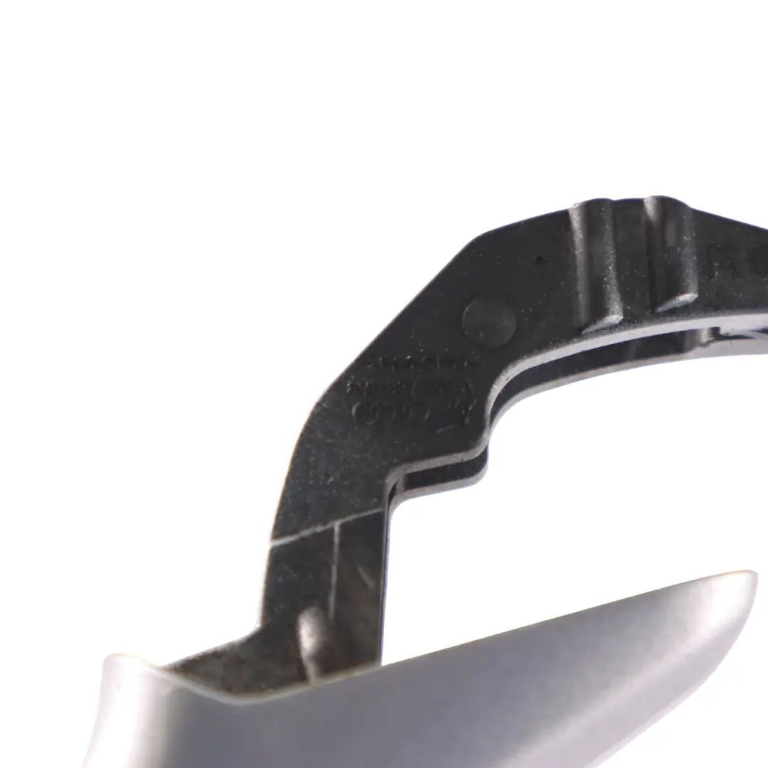 Audi A3 8V Door Grab Handle Front Right O/S Foil Silver - Z7G - SKU RHD-8V0837206A-FSI - Part number 8V0837206A-FSI