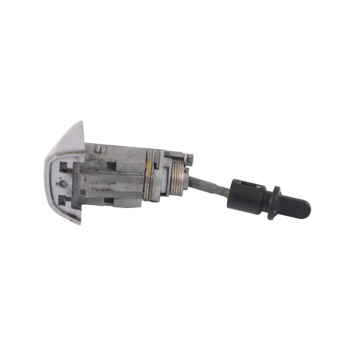 Door Grab Handle Front Right O/S Foil Silver - Z7G to Audi A3 8V with Part number 8V0837206A-FSI Audi A3 8V Door Grab Handle Front Right O/S Foil Silver - Z7G - SKU RHD-8V0837206A-FSI - Part number 8V0837206A-FSI