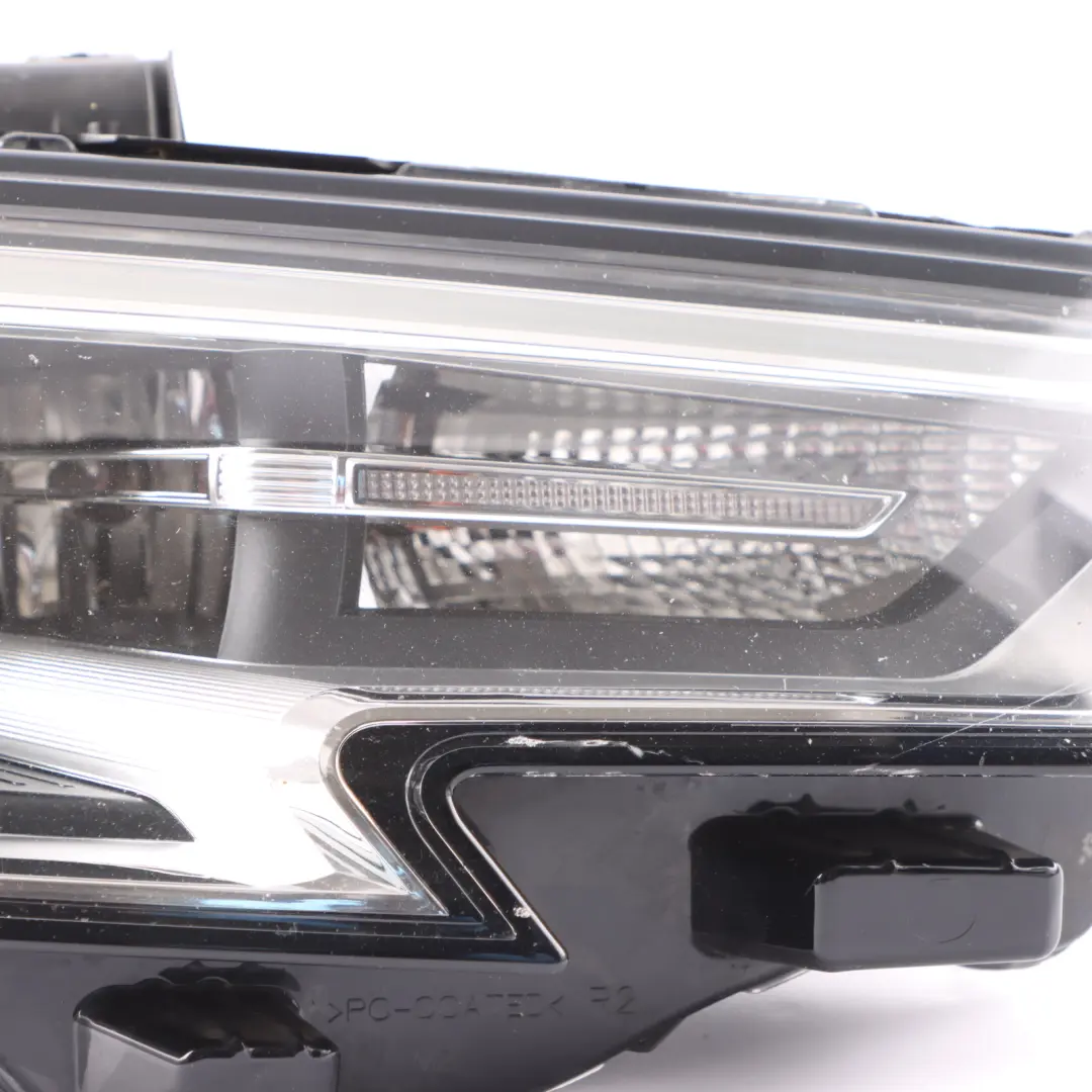 Headlight Lamp Headlamp Front Right O/S to Audi A3 8V Xenon with Part number 8V0941006F Audi A3 8V Xenon Headlight Lamp Headlamp Front Right O/S - SKU RHD-8V0941006F - Part number 8V0941006F