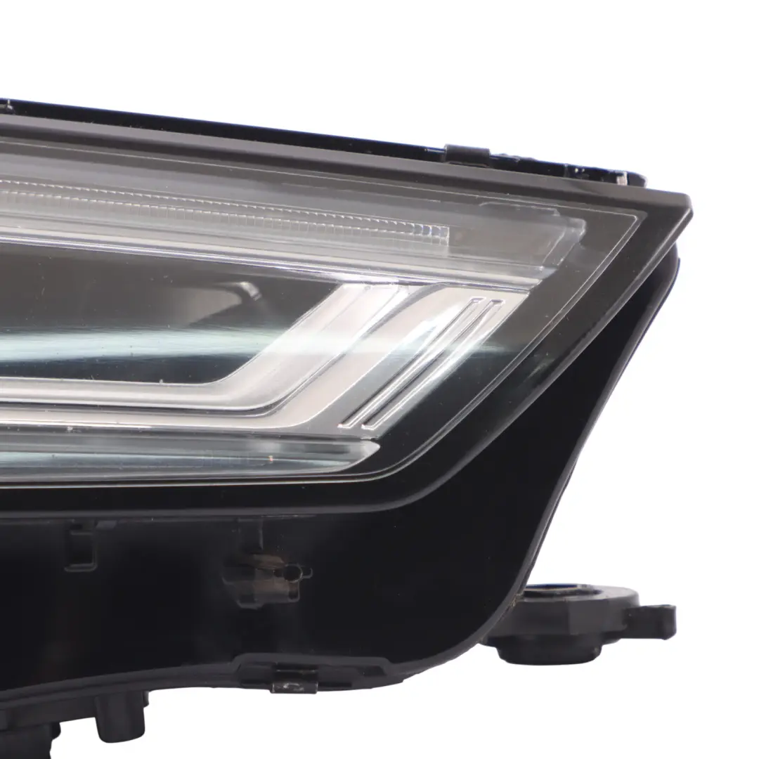 Headlight Front Right O/S LED Xenon Headlamp Lamp Light to Audi A4 B9 with Part number 8W0941034A Audi A4 B9 Headlight Front Right O/S LED Xenon Headlamp Lamp Light - SKU RHD-8W0941034A - Part number 8W0941034A