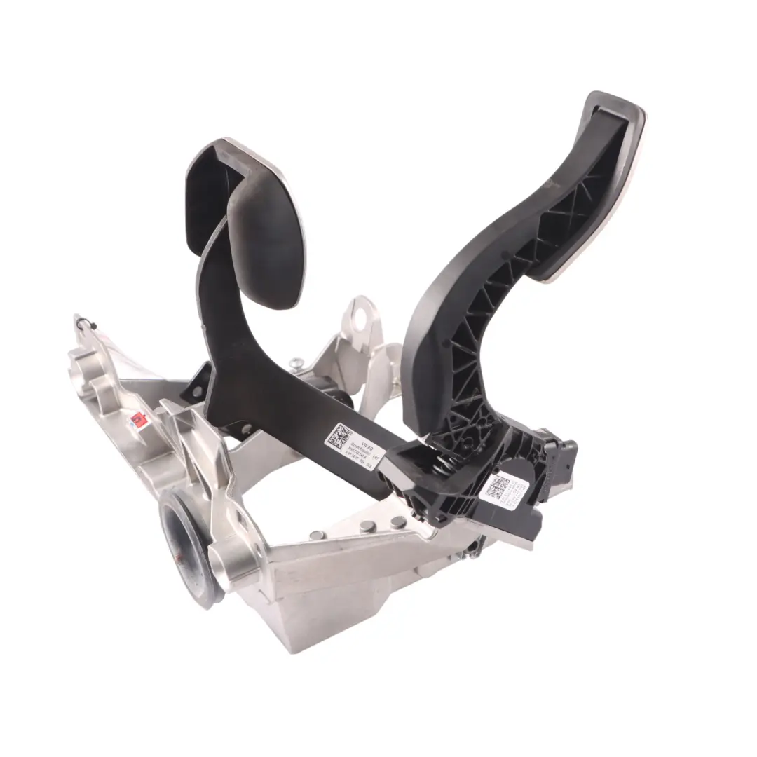 Brake Gas Pedal Assembly Automatic Gearbox to Audi A4 B9 with Part number 8W2723140A Audi A4 B9 Brake Gas Pedal Assembly Automatic Gearbox - SKU RHD-8W2723140A - Part number 8W2723140A