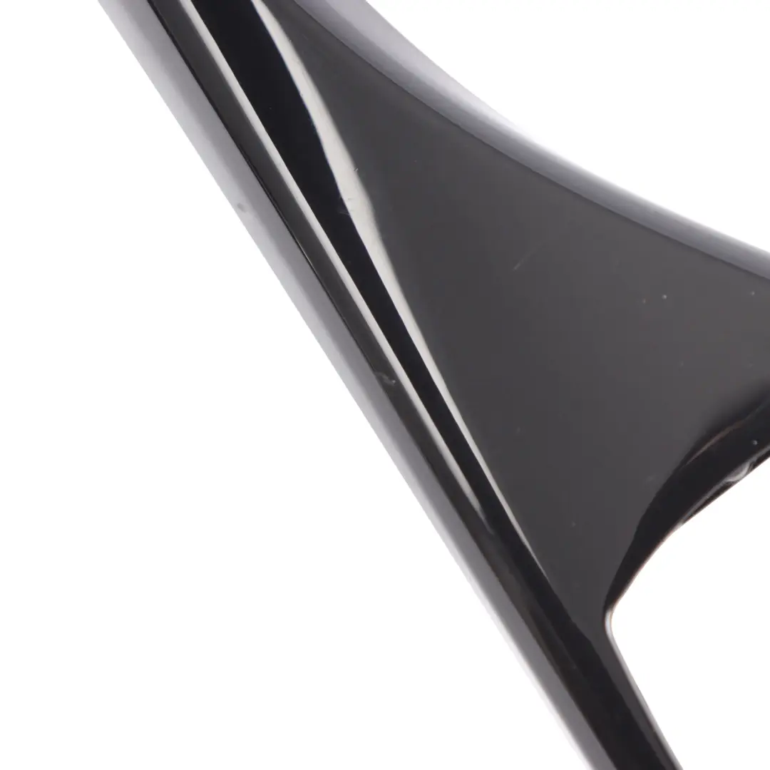 Set Trim Strip Cover Black Glossy Korallrot Red to BMW F20 F21 F22 with Part number 9205370 BMW F20 F21 F22 Set Trim Strip Cover Black Glossy Korallrot Red - SKU RHD-9205370-1 - Part number 9205370