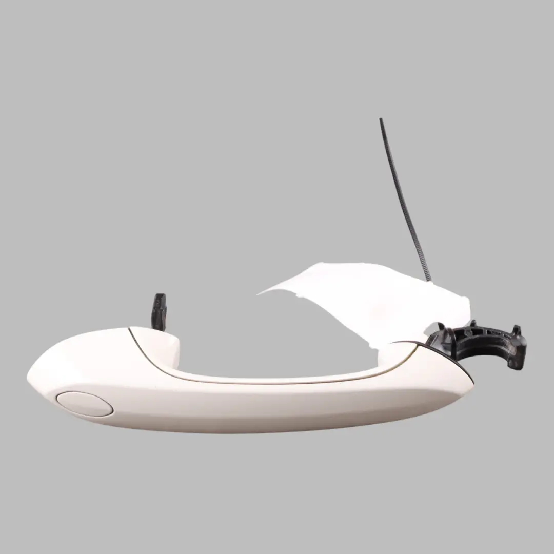 Door Handle BMW F40 G20 G30 Outside Grab Front Right O/S Alpinweiss White - 300 to with Part number 9491460 Door Handle BMW F40 G20 G30 Outside Grab Front Right O/S Alpinweiss White - 300 - SKU RHD-9491460-AW - Part number 9491460