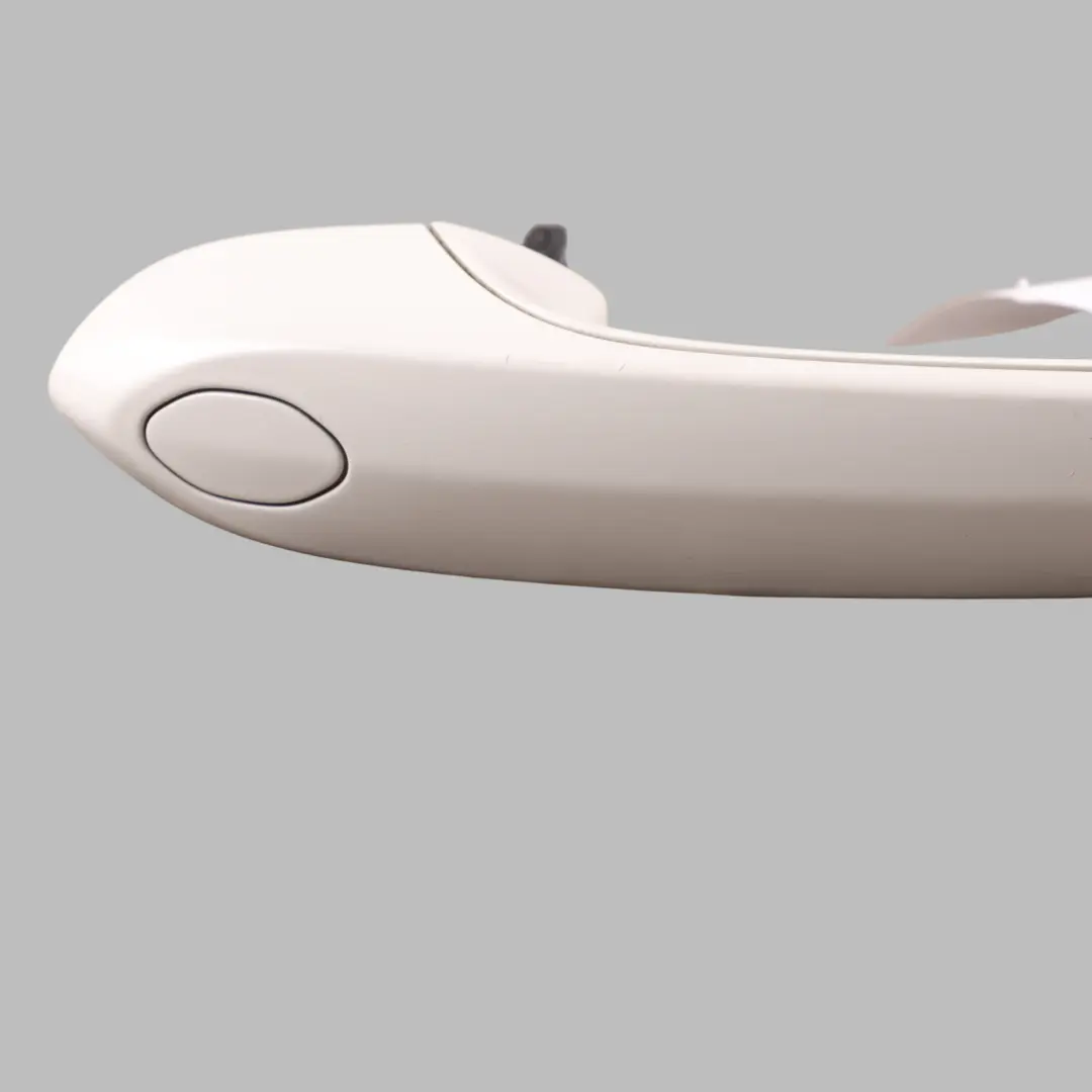 Door Handle BMW F40 G20 G30 Outside Grab Front Right O/S Alpinweiss White - 300 to with Part number 9491460 Door Handle BMW F40 G20 G30 Outside Grab Front Right O/S Alpinweiss White - 300 - SKU RHD-9491460-AW - Part number 9491460