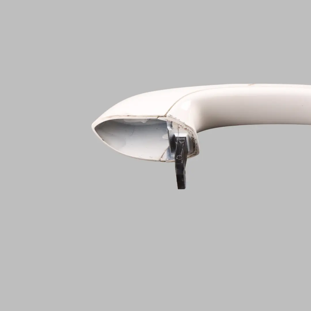 Door Handle BMW F40 G20 G30 Outside Grab Front Right O/S Alpinweiss White - 300 to with Part number 9491460 Door Handle BMW F40 G20 G30 Outside Grab Front Right O/S Alpinweiss White - 300 - SKU RHD-9491460-AW - Part number 9491460