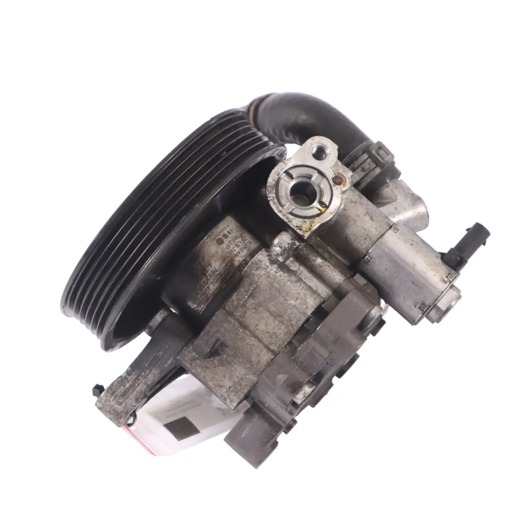 M271 Petrol Engine Power Steering Pump to Mercedes W204 with Part number A0064667501 Mercedes W204 M271 Petrol Engine Power Steering Pump - SKU RHD-A0064667501 - Part number A0064667501
