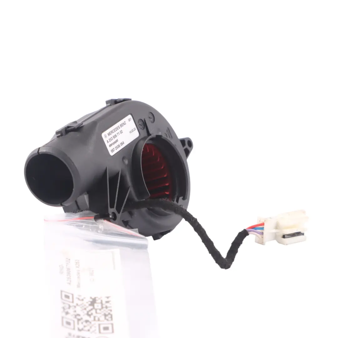 Heater Blower Motor Fan Assembly to Mercedes X253 with Part number A2539067102 Mercedes X253 Heater Blower Motor Fan Assembly - SKU RHD-A2539067102 - Part number A2539067102