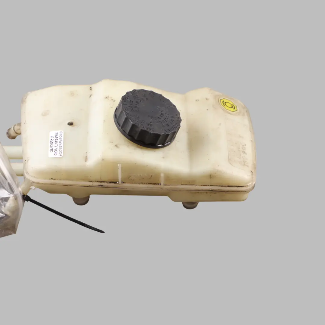 Servo Brake Fluid Reservoir Bottle to Mercedes W639 with Part number A6394300102 Mercedes W639 Servo Brake Fluid Reservoir Bottle - SKU RHD-A6394300102-1 - Part number A6394300102