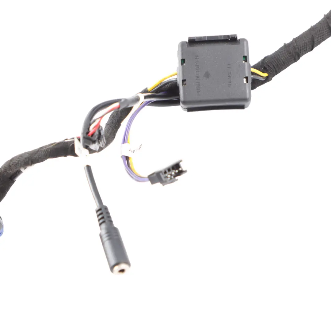 Multimedia Navigation System 10.25" Screen GPS 2-DIN to BMW E90 E91 E92 Car with Part number XRC8581A BMW E90 E91 E92 Car Multimedia Navigation System 10.25" Screen GPS 2-DIN - SKU RHD-XRC8581A - Part number XRC8581A