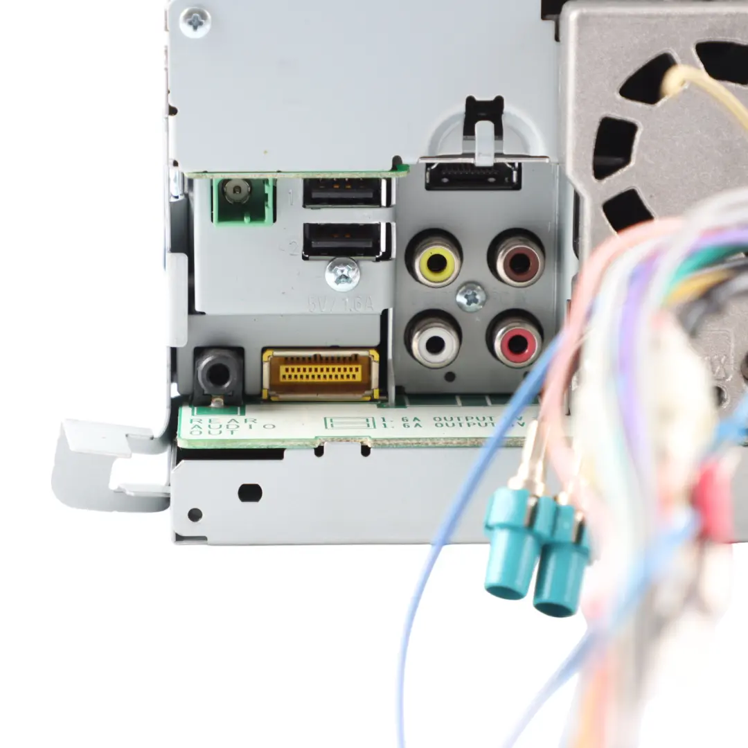  Pioneer Unité principale Apple Carplay Android Auto Bluetooth Media - SKU SPH-DA120 - Numéro de pièce SPH-DA120