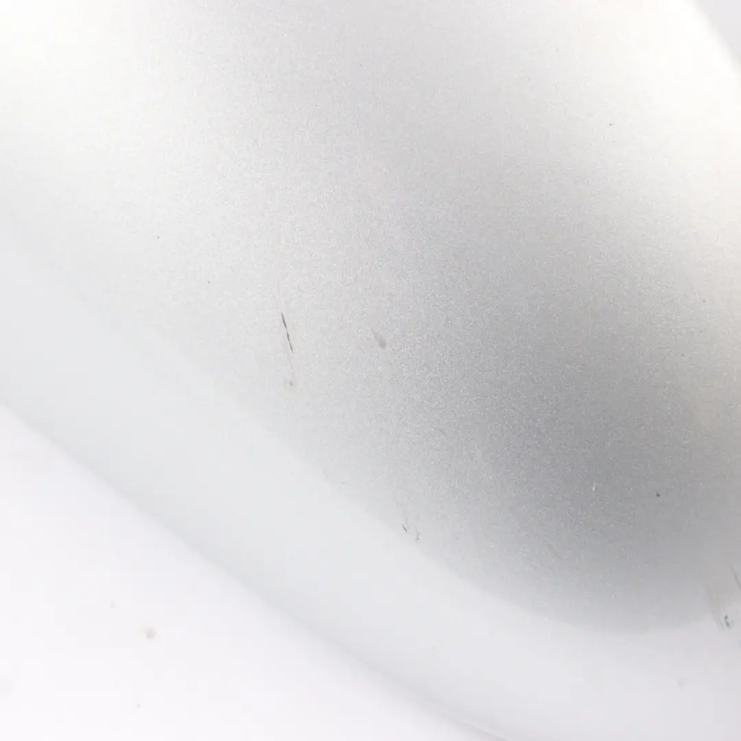 Tapa Espejo Retrovisor Izquierdo Titan Silver Metallic para BMW E87 con número de pieza 0032681 BMW E87 Tapa Espejo Retrovisor Izquierdo Titan Silver Metallic - SKU 0032681-TS3 - Número de pieza 0032681