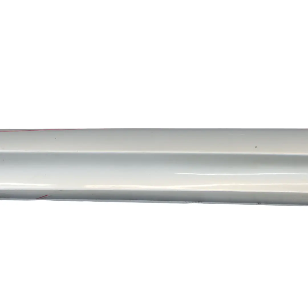 Faldon lateralBMW E90 LCI M Sport Sill Strip Cover Derecha Titansilber Plata 354 para con número de pieza 0037230 Faldon lateralBMW E90 LCI M Sport Sill Strip Cover Derecha Titansilber Plata 354 - SKU 0037230-TS1 - Número de pieza 0037230