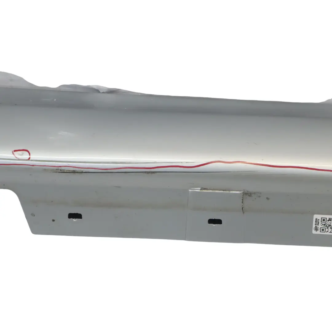 Minigonna Laterale BMW E90 LCI Sport Striscia Destra Titansilber Argento per con numero di parte 0037230 Minigonna Laterale BMW E90 LCI Sport Striscia Destra Titansilber Argento - SKU 0037230-TS1 - Numero di parte 0037230