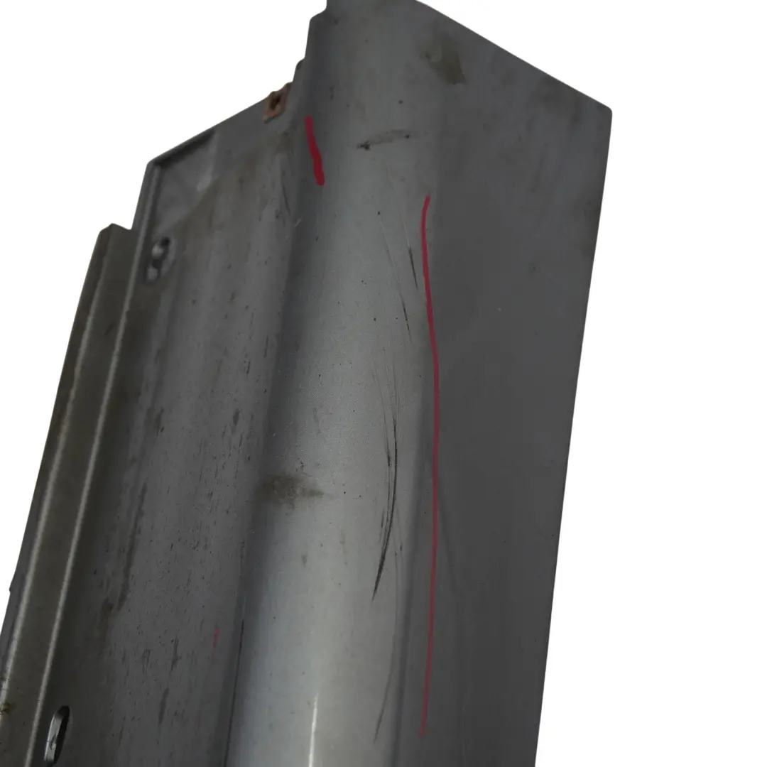 Lado Sill Faldón Cubierta Izquierda Silbergrau Gris Plata - A08 para BMW E60 E61 con número de pieza 0150277 BMW E60 E61 Lado Sill Faldón Cubierta Izquierda Silbergrau Gris Plata - A08 - SKU 0150277-SBG1 - Número de pieza 0150277