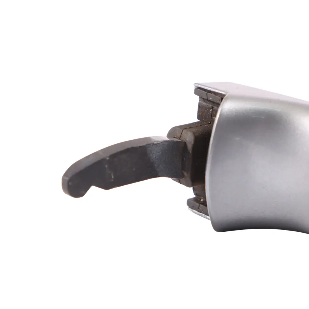 Maniglia portiera BMW E60 E61 anteriore posteriore destra grigio argento - A08 per con numero di parte 0154345 Maniglia portiera BMW E60 E61 anteriore posteriore destra grigio argento - A08 - SKU 0154345-SBG - Numero di parte 0154345