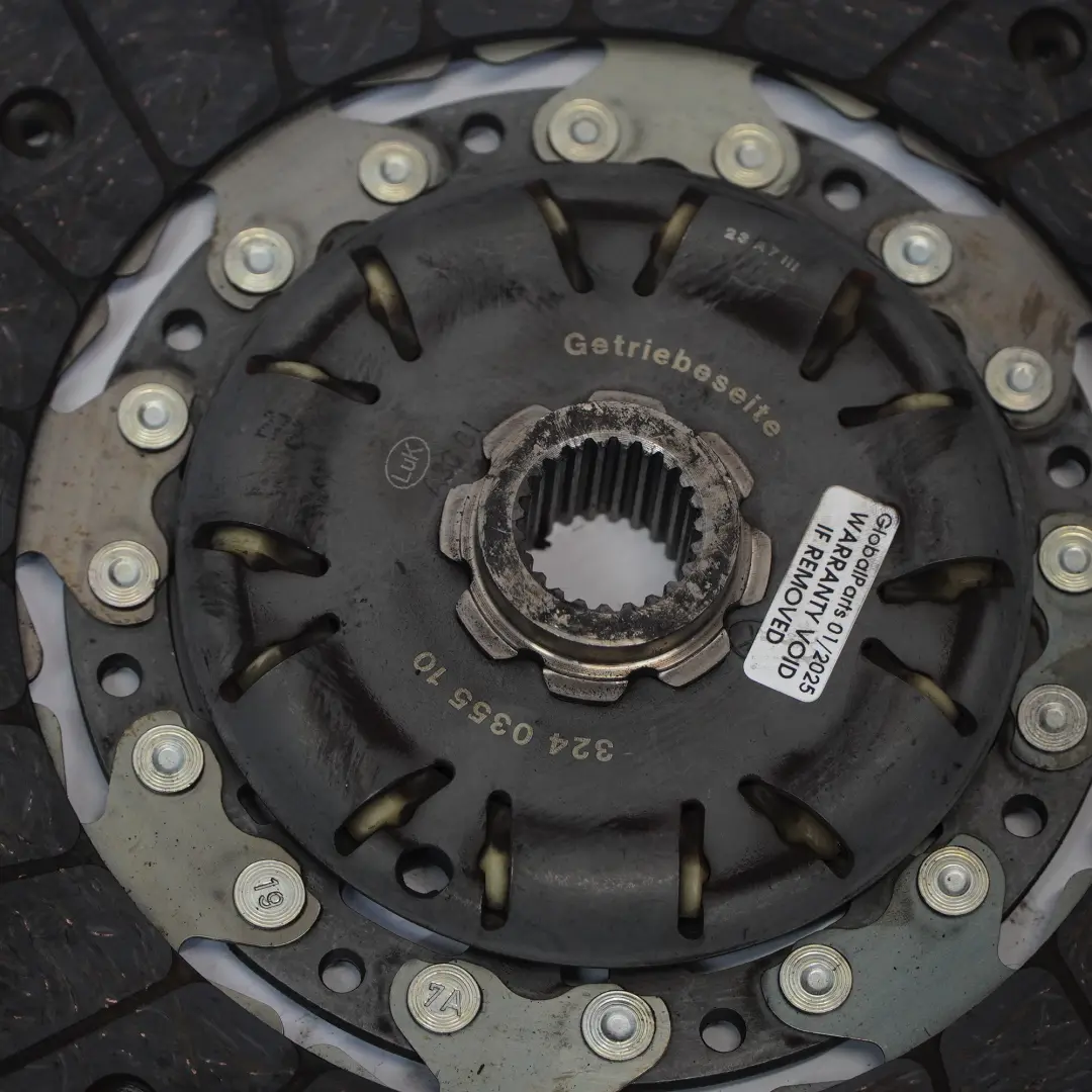 BMJ Schalt Getriebe Doppel Massen Schwungrad Satz 022105266AD für Audi A3 8P 3.2 mit Teilenummer 022105266AD-1 Audi A3 8P 3.2 BMJ Schalt Getriebe Doppel Massen Schwungrad Satz 022105266AD - SKU 022105266AD-1 - Teilenummer 022105266AD-1