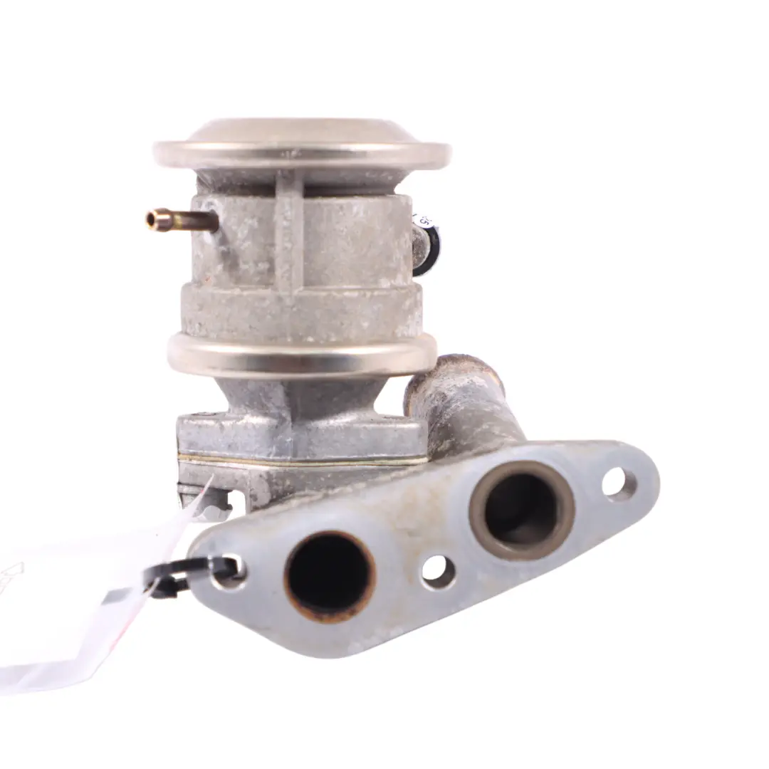 BMJ Bride de soupape tuyau EGR pour moteur essence 022131119B Audi A3 8P 3.2 - SKU 022131101E - Numéro de pièce 022131101E