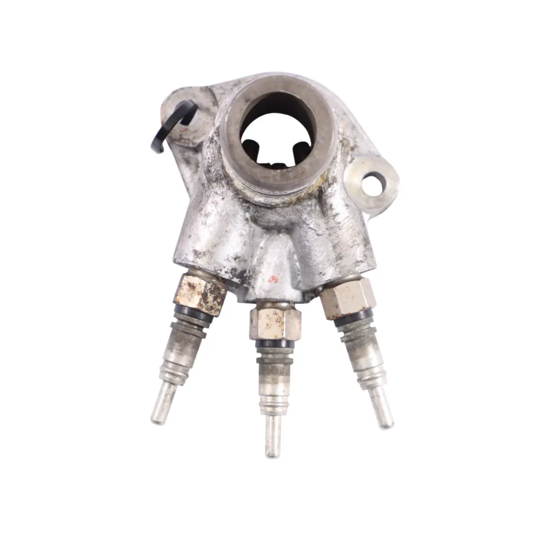 BSW Riscaldato Refrigerante Flangia Candeletta per VW New Beetle 1.9 TDI con numero di parte 028121145B VW New Beetle 1.9 TDI BSW Riscaldato Refrigerante Flangia Candeletta - SKU 028121145B - Numero di parte 028121145B