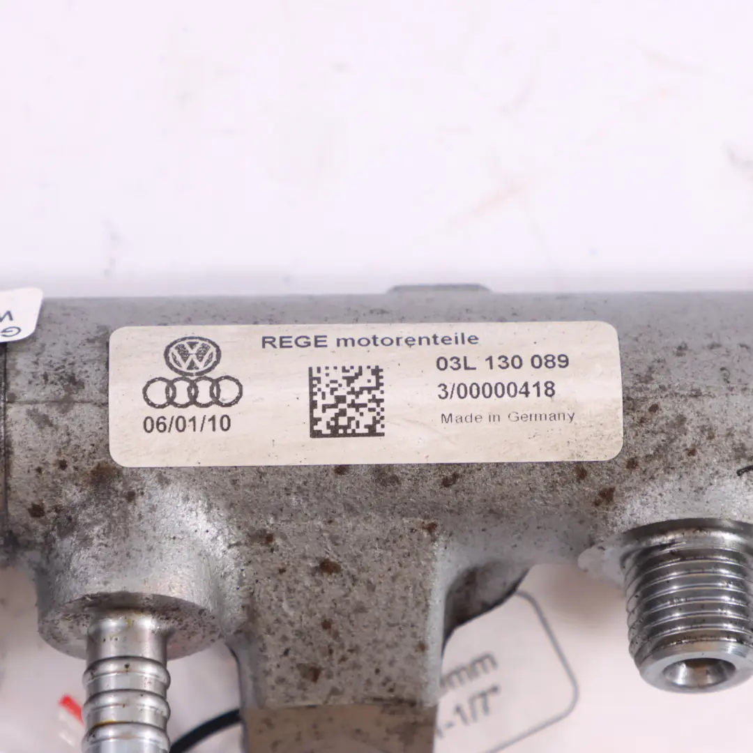 Rail Tuyau Pression Conduite D'Injection Carburant pour Audi A3 8P 2.0 TDI à propos du numéro de pièce 03L130089 Audi A3 8P 2.0 TDI Rail Tuyau Pression Conduite D'Injection Carburant - SKU 03L130089 - Numéro de pièce 03L130089