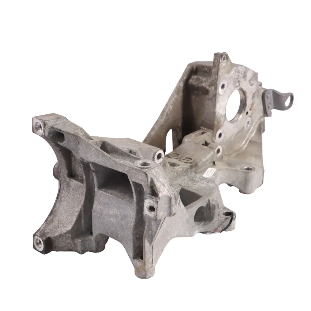 Support pompe carburant pour alternateur pour Audi A5 8T 2,0 TDI à propos du numéro de pièce 03L903143R Audi A5 8T 2,0 TDI Support pompe carburant pour alternateur - SKU 03L903143R - Numéro de pièce 03L903143R