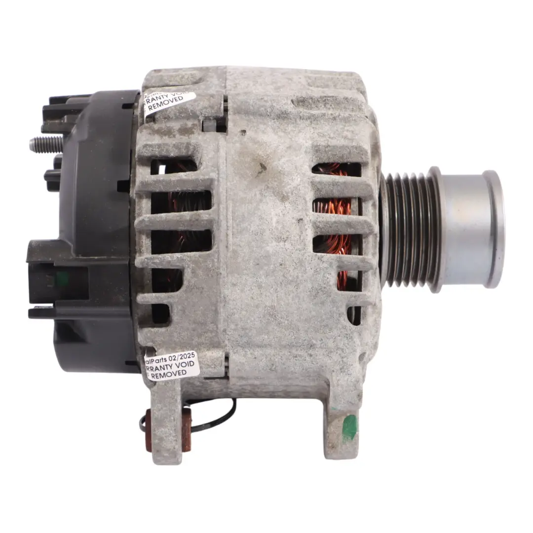 Alternatore Valeo 14V 140A per Volkswagen Golf Sportsvan 1.5 TSI con numero di parte 04C903021A Volkswagen Golf Sportsvan 1.5 TSI Alternatore Valeo 14V 140A - SKU 04C903021A - Numero di parte 04C903021A
