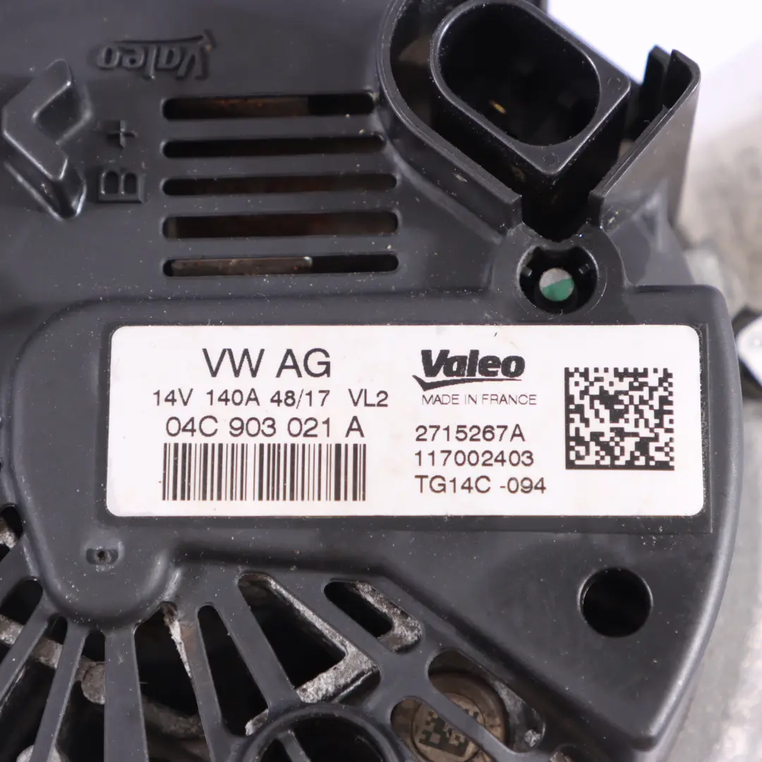 Alternator Valeo 14V 140A to Volkswagen Golf Sportsvan 1.5 TSI with Part number 04C903021A Volkswagen Golf Sportsvan 1.5 TSI Alternator Valeo 14V 140A - SKU 04C903021A - Part number 04C903021A