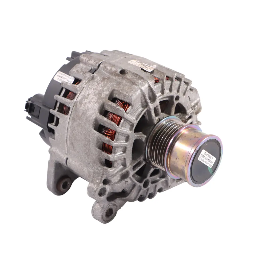 Alternator Benzyna do Volkswagen Golf MK 7 Audi A3 8V 1.4 o numerze 04C903023K Volkswagen Golf MK 7 Audi A3 8V 1.4 Alternator Benzyna - SKU 04C903023K - Numer Części 04C903023K