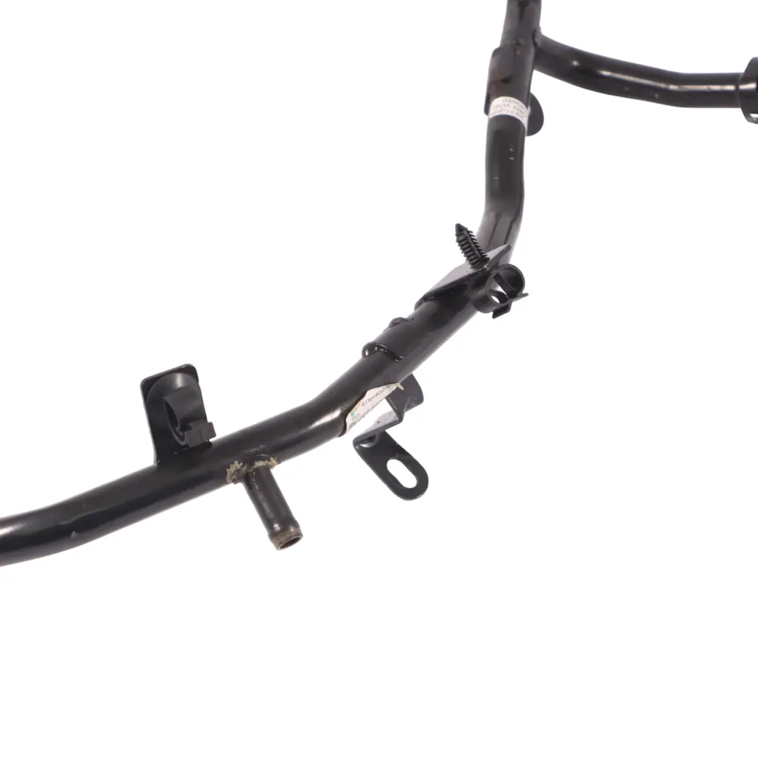 Audi A4 B9 2.0 TDI DETA Tuyau conduite liquide refroidissement d'eau - SKU 04L122157AB - Numéro de pièce 04L122157AB