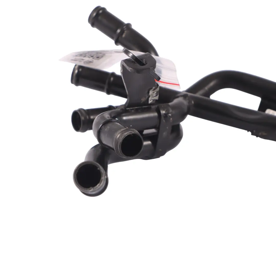 Tubo flessibile liquido raffreddamento diesel per Audi A4 B9 2.0 TDI con numero di parte 04L122157CC Audi A4 B9 2.0 TDI Tubo flessibile liquido raffreddamento diesel - SKU 04L122157CC - Numero di parte 04L122157CC