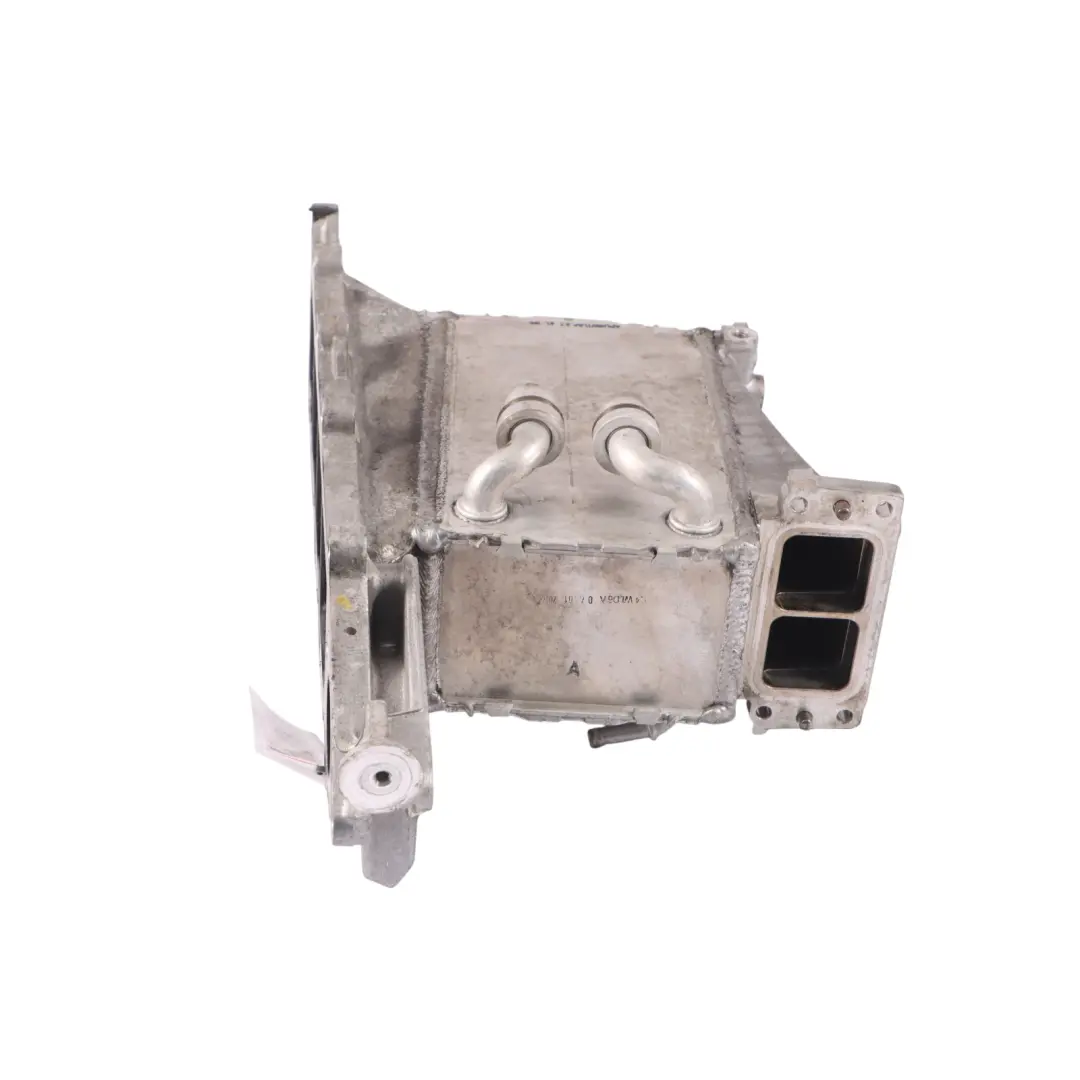 Radiator Charge Air 04L129766AS to Audi A4 B9 Turbo Intercooler with Part number 04L1297711T Audi A4 B9 Turbo Intercooler Radiator Charge Air 04L129766AS - SKU 04L1297711T - Part number 04L1297711T