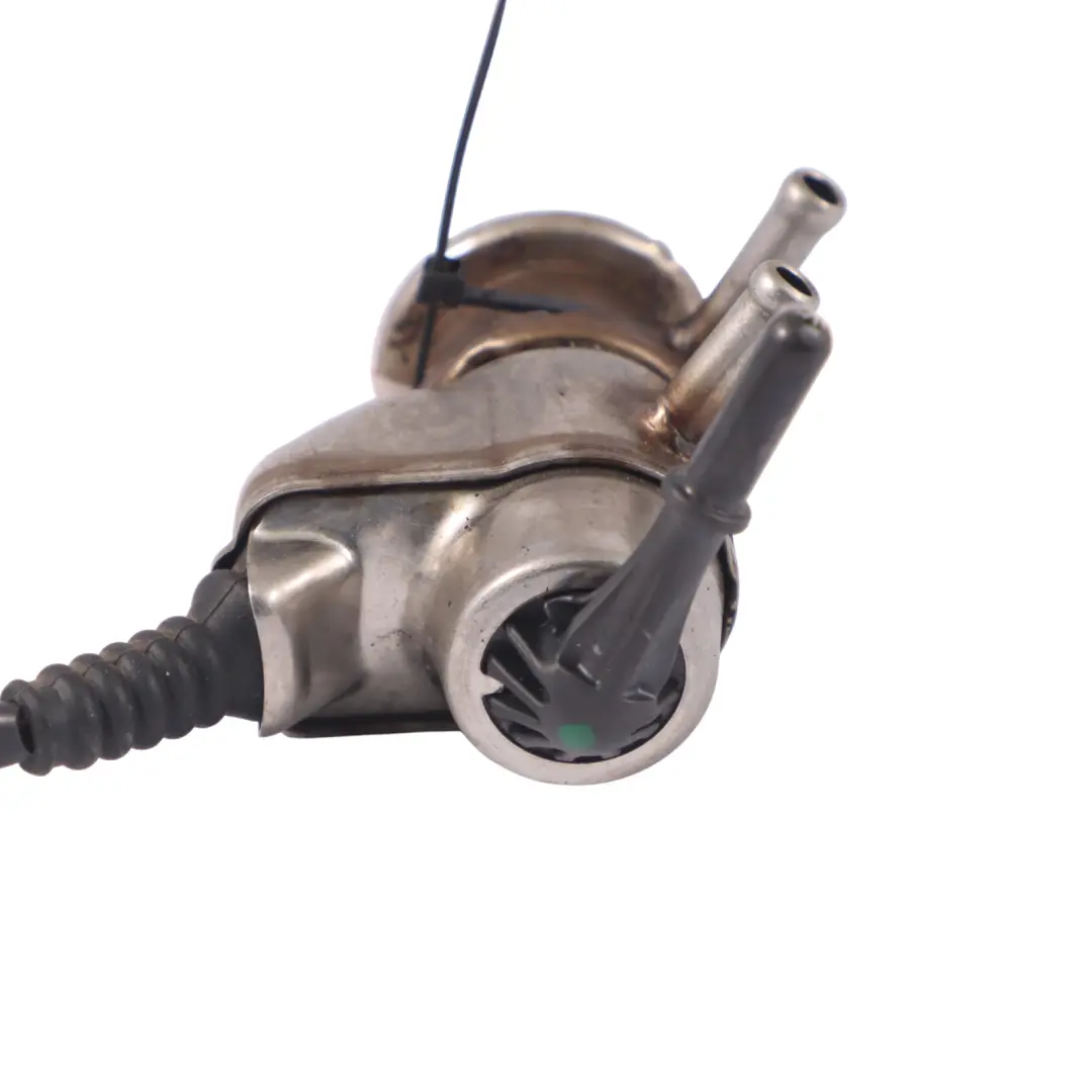 Audi A4 B9 2.0 TDI DETA Vanne d'agent réduction d'injecteur Ad Blue - SKU 04L131113S - Numéro de pièce 04L131113S