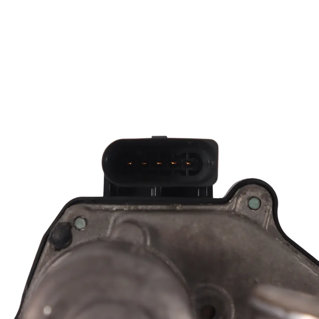 DETA EGR Zawór Przepustnica Spalin do Audi A4 B9 2.0 TDI o numerze 04L131501B Audi A4 B9 2.0 TDI DETA EGR Zawór Przepustnica Spalin - SKU 04L131501B - Numer Części 04L131501B