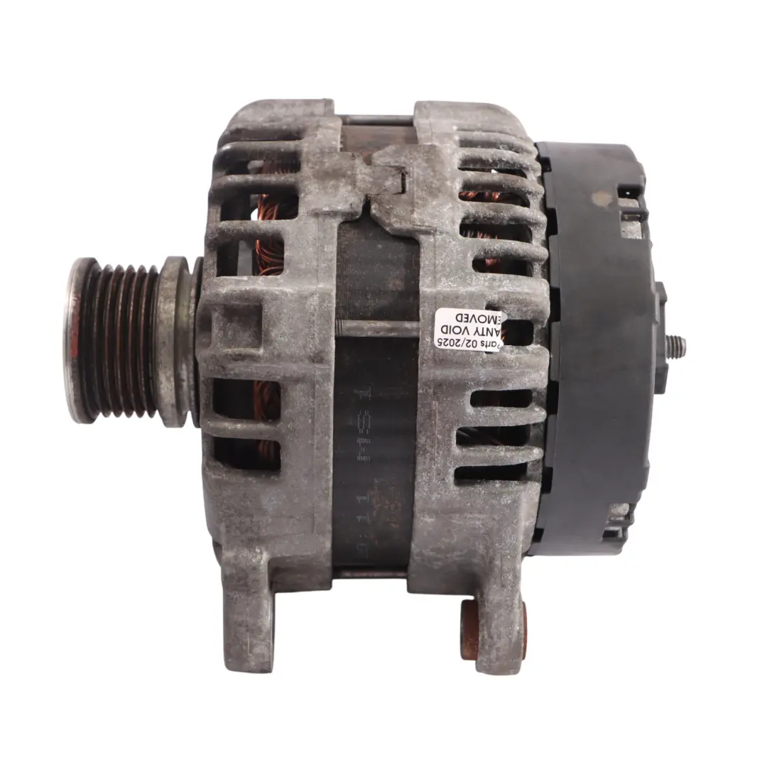 8F 2.0 TDI Diesel Motor Alternador Generador para Audi A4 B8 A5 con número de pieza 04L903017D Audi A4 B8 A5 8F 2.0 TDI Diesel Motor Alternador Generador - SKU 04L903017D - Número de pieza 04L903017D